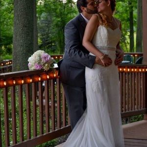 David’s Bridal Lace Wedding Gown